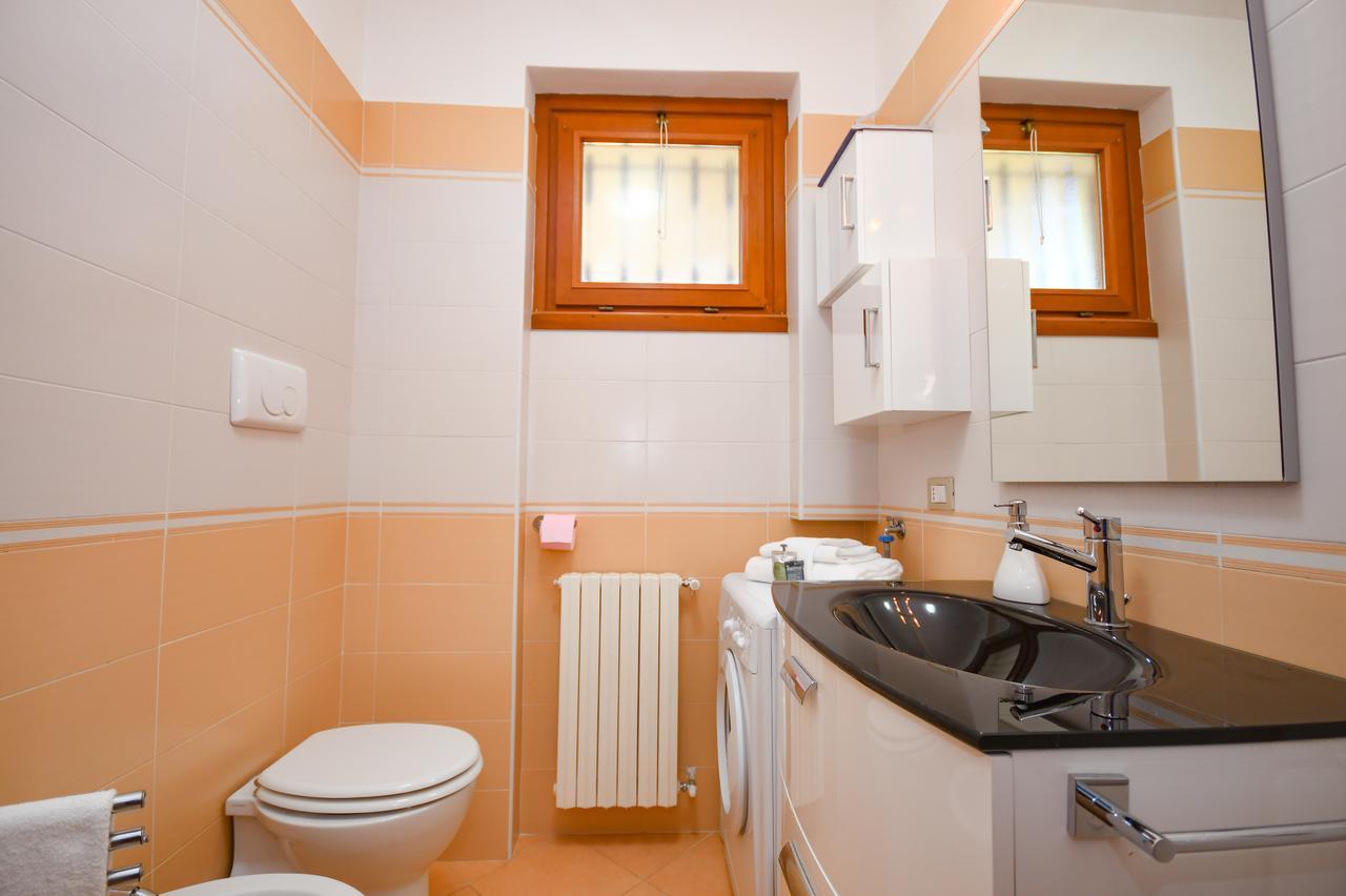 Sirmione Beach Apartment Ngoại thất bức ảnh