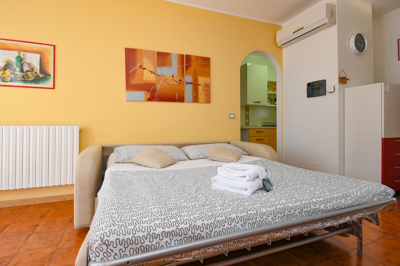Sirmione Beach Apartment Ngoại thất bức ảnh